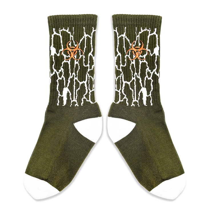  総柄編みソックス / 刺繍 