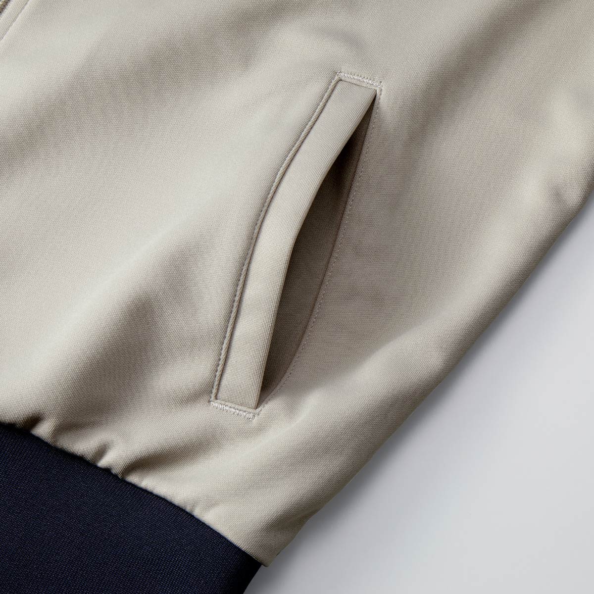 United Athle ユナイテッドアスレ 7.0oz スムース ラグランスリーブ トラック ジャケット (品番1901-01)