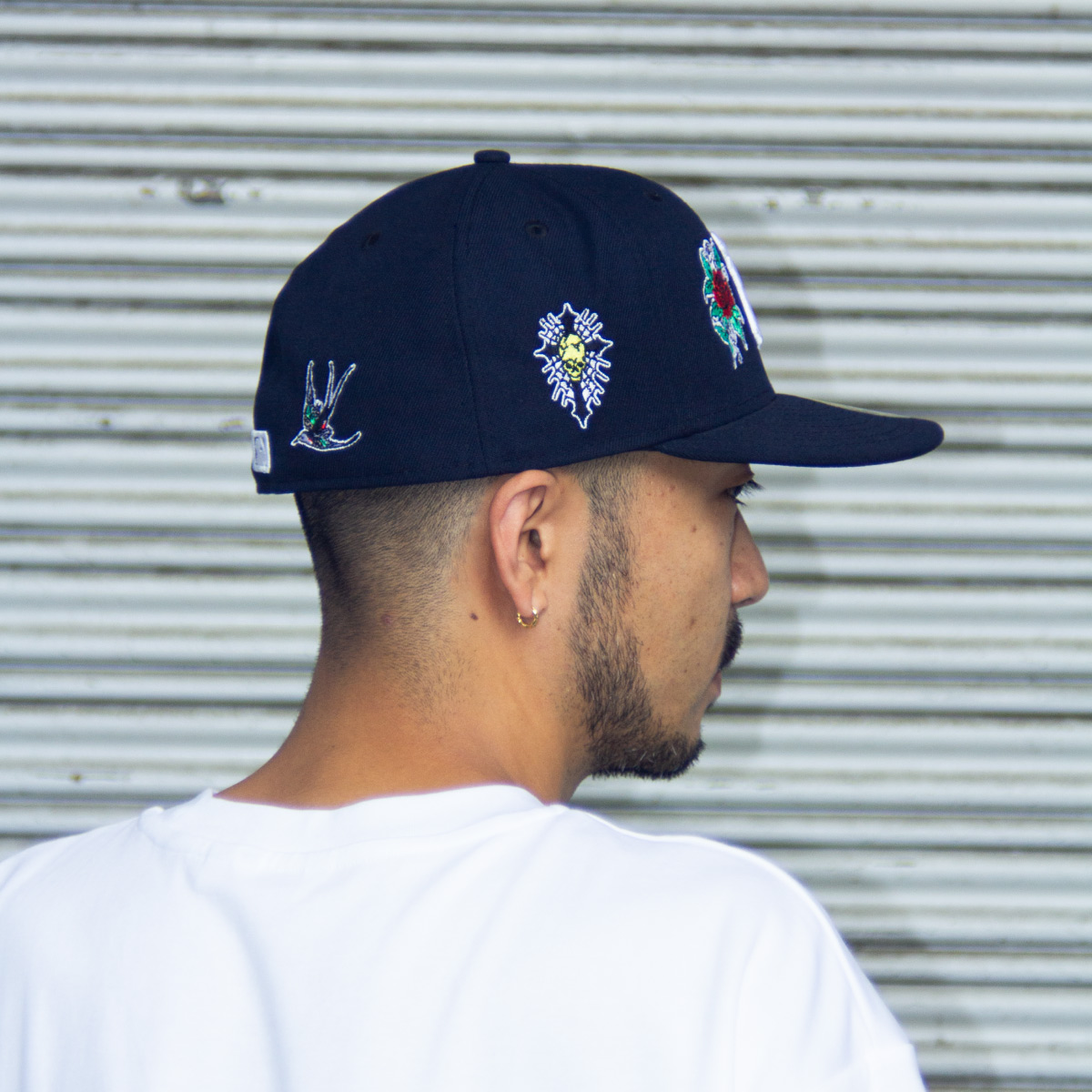 【ニューエラ】希少　カープ坊や　キャップ　メタルプレート　刺繍ロゴ　極美品　赤 59FIFTY Chain Stitch ニューヨーク・ヤンキース カーディナル