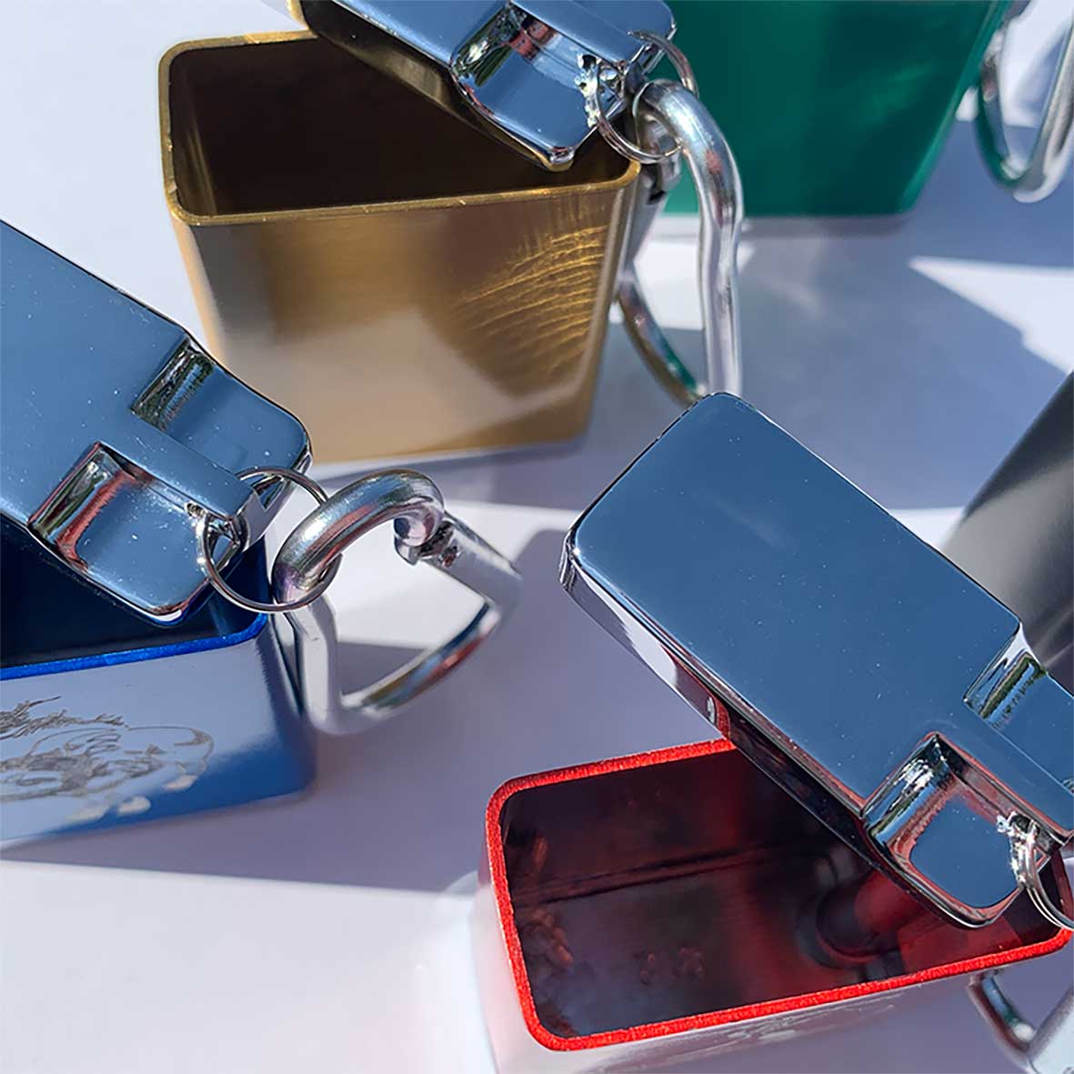 portable ashtray (#CP-PTBLA)