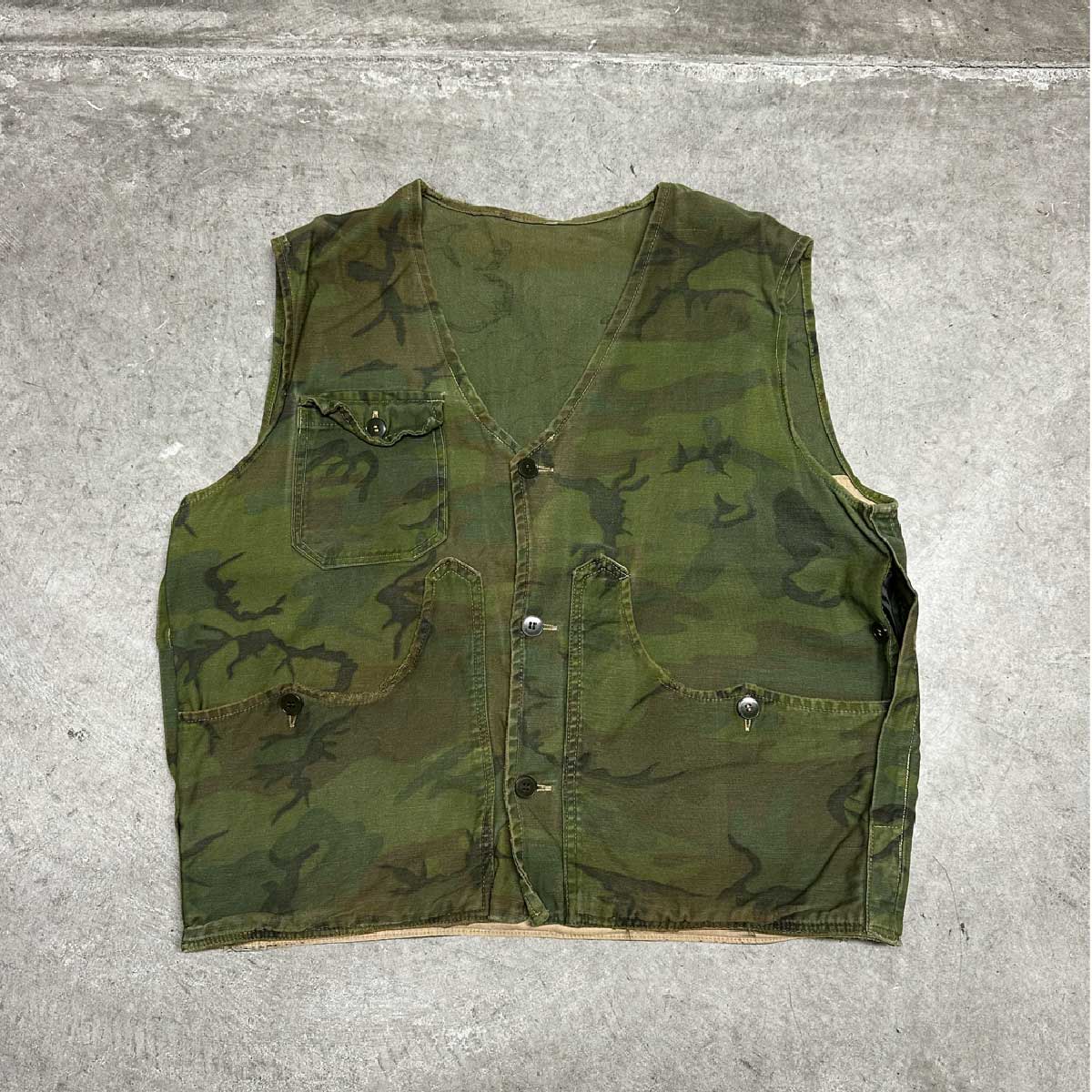 Unknown/USED - Camouflage Hunting Vest (#CU108)