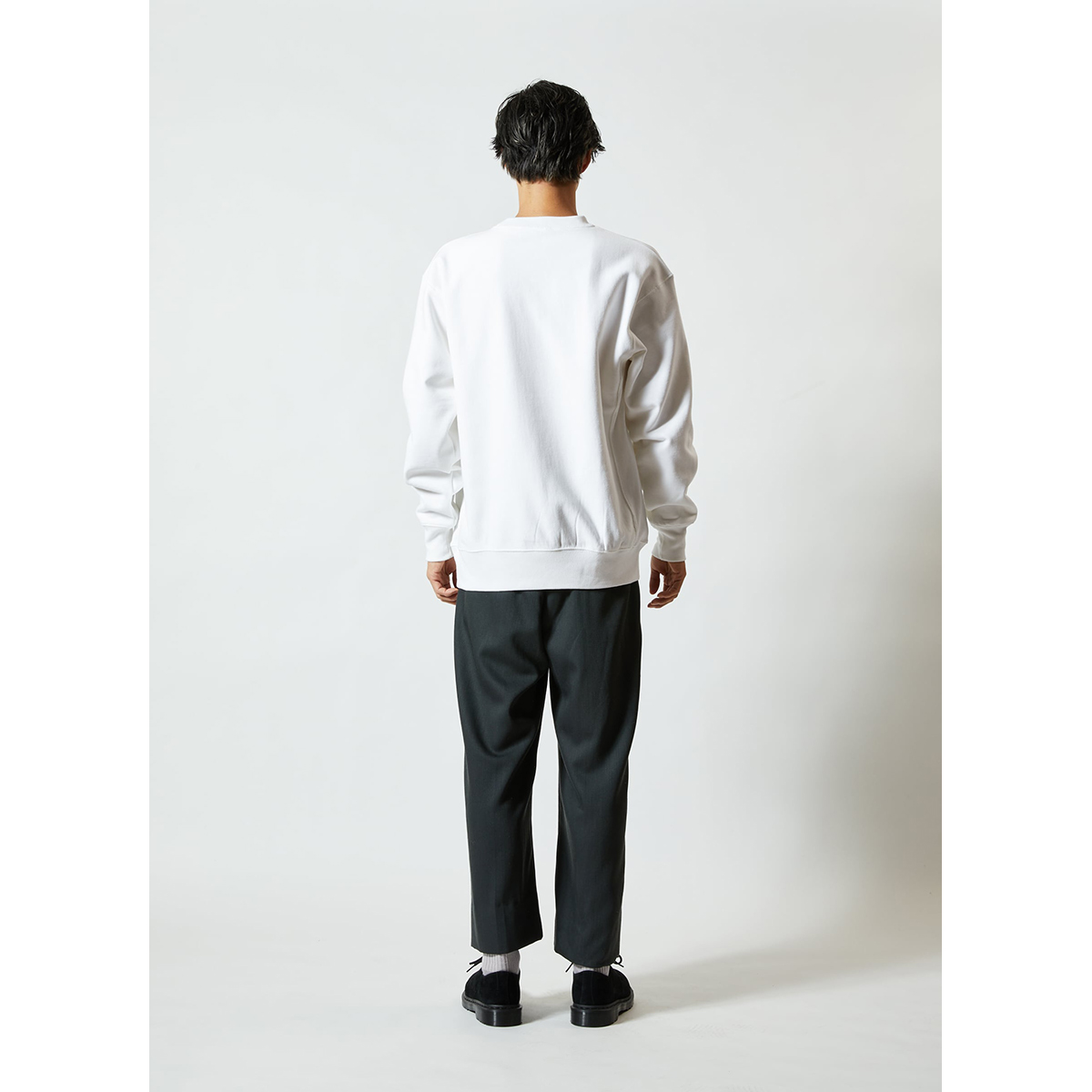 United Athle 12.0 oz Heavyweight Crew Neck Sweatshirt (#5764-01)