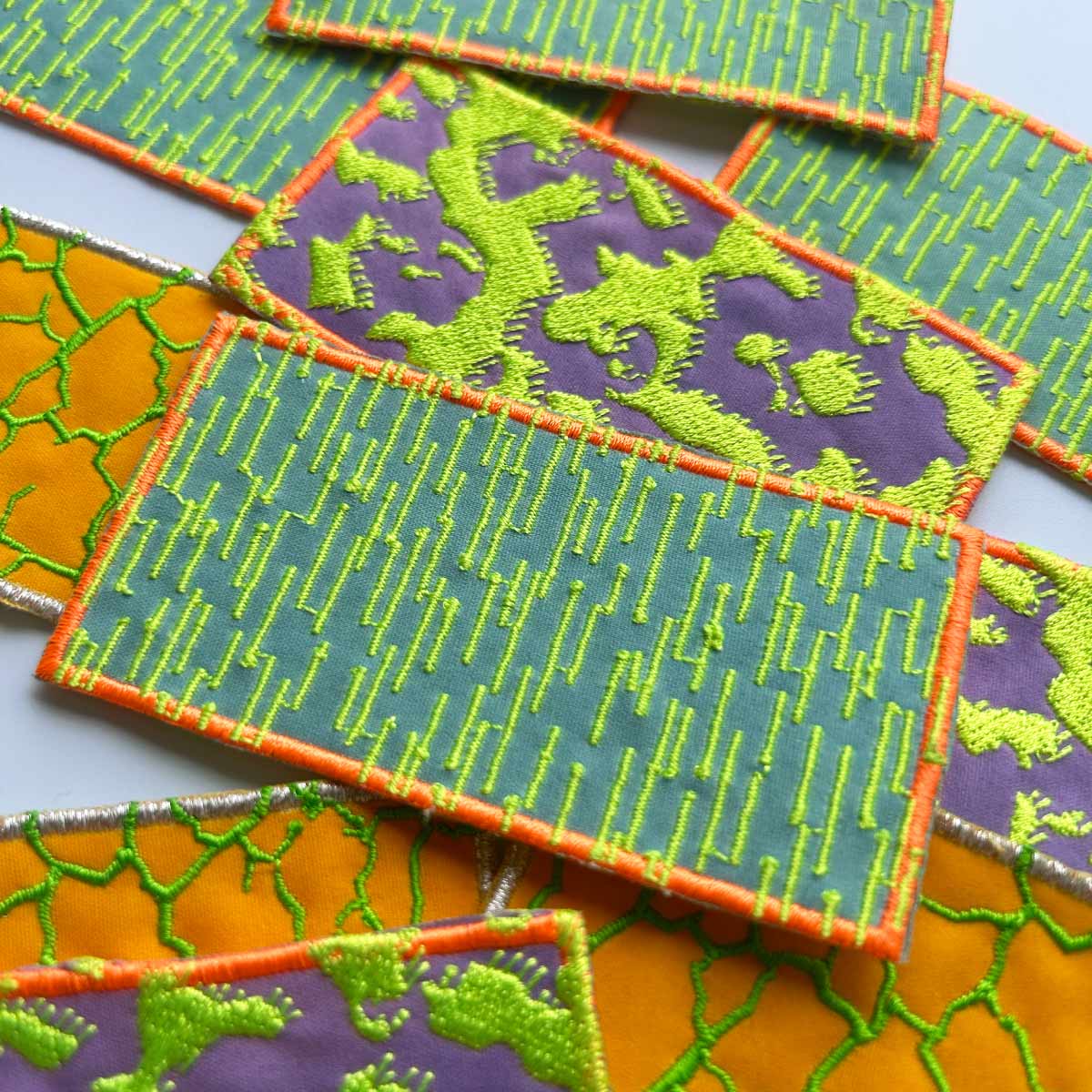 Heat reactive embroidered badge (#WAP-80-8)