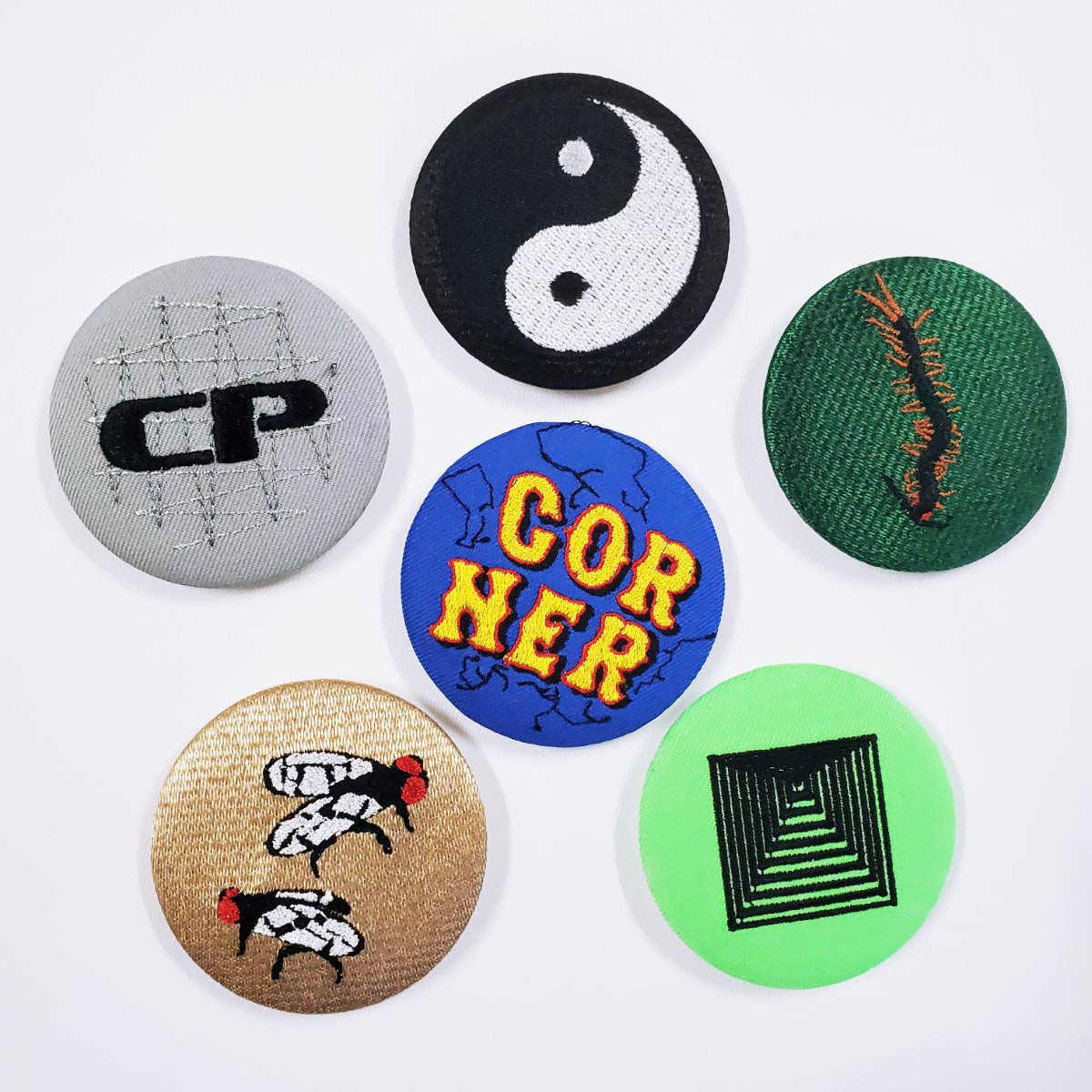 CORNER PRINTING | 刺繍缶バッジ 50mm×50mm以内 (5個セット