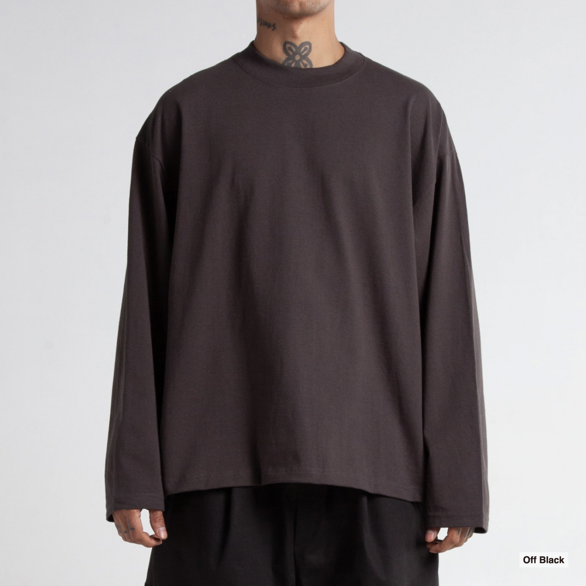 スカーラ　SUKALA QDTechラウンドヘムTシャツ　チャコール　LLサイズ スカーラ SUKALA QDTechラウンドヘムTシャツ チャコール LL