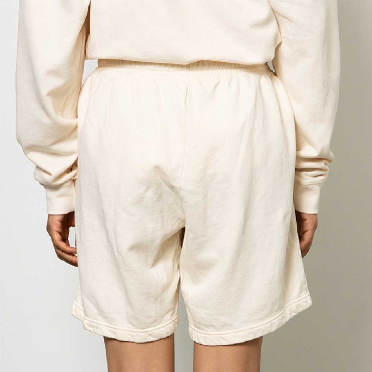 オフホワイト ビスコースブレンドショーツ オレンジ オフホワイト ビスコースブレンドショーツ オレンジ (Off-White