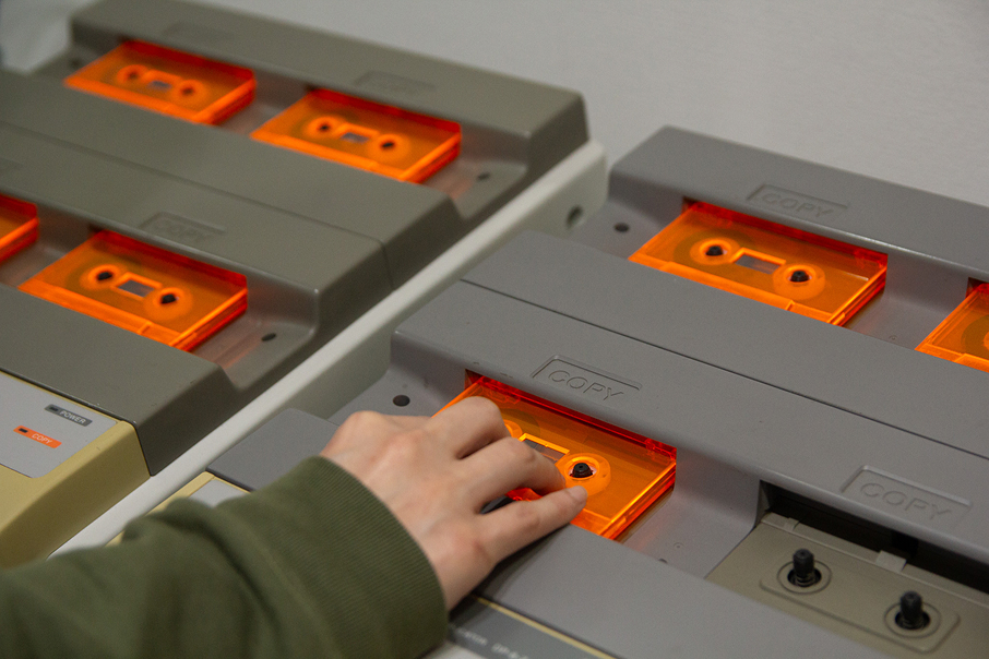ODD TAPE DUPLICATION スタッフ